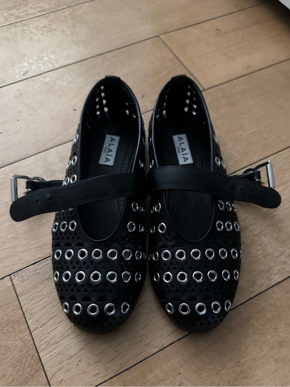 Alaïa Vienne embellished leather ballet flats